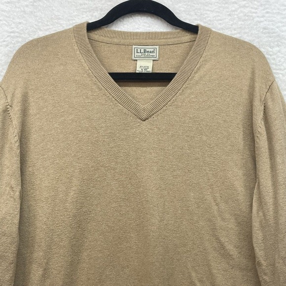 LL Bean Mens Sweater Extra Large Tan Cotton Cashmere V Neck Preppy Cabincore - Picture 4 of 10